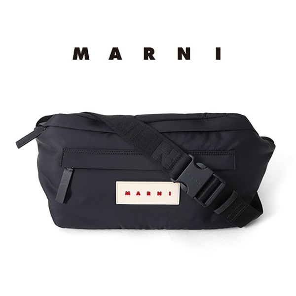 MARNI マルニ ロゴパッチ パフ ラージ ショルダー ベルトバッグ
