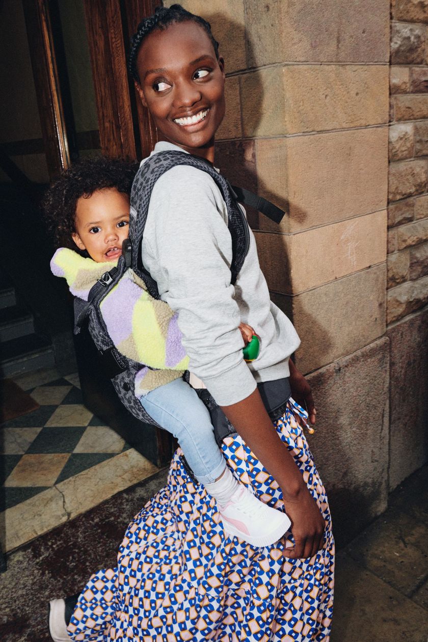 Baby Carrier One Air in flexible, airy mesh | BabyBjörn