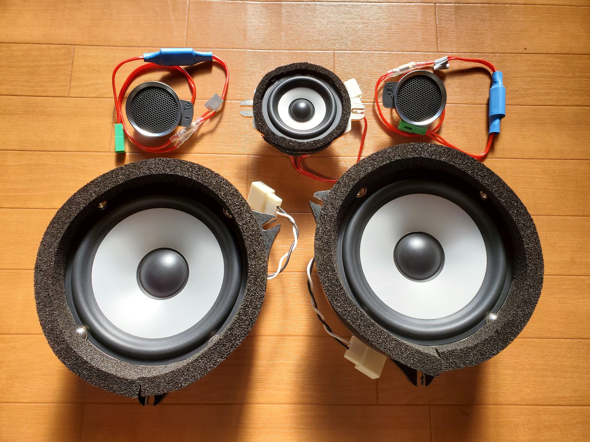 CX-5(KF)BOSE付車での前後Dスピーカー交換 | 見た目を変えずに音を良く