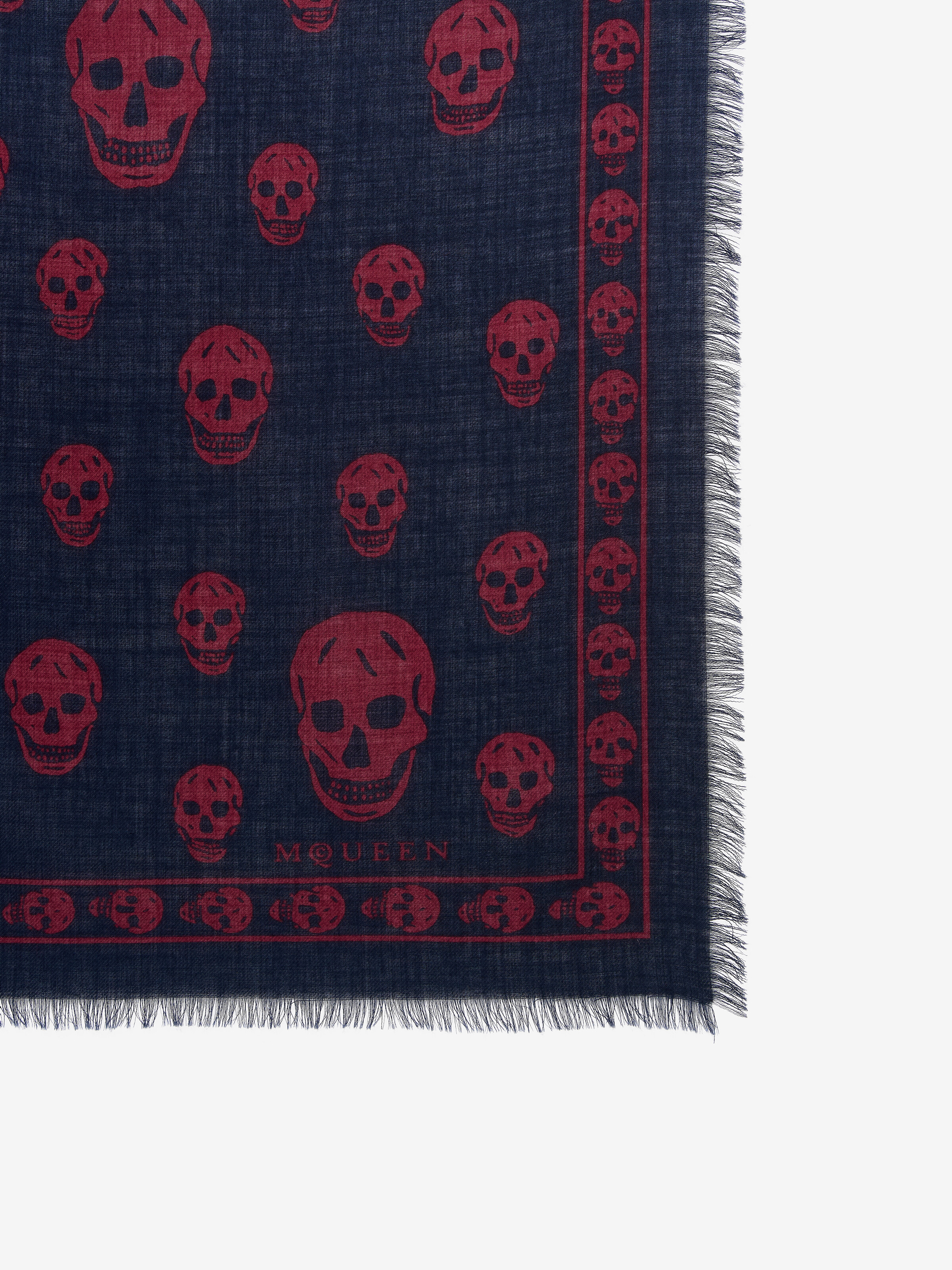 Men's Classic Skull Foulard in Navy/Burgundy | McQueen US