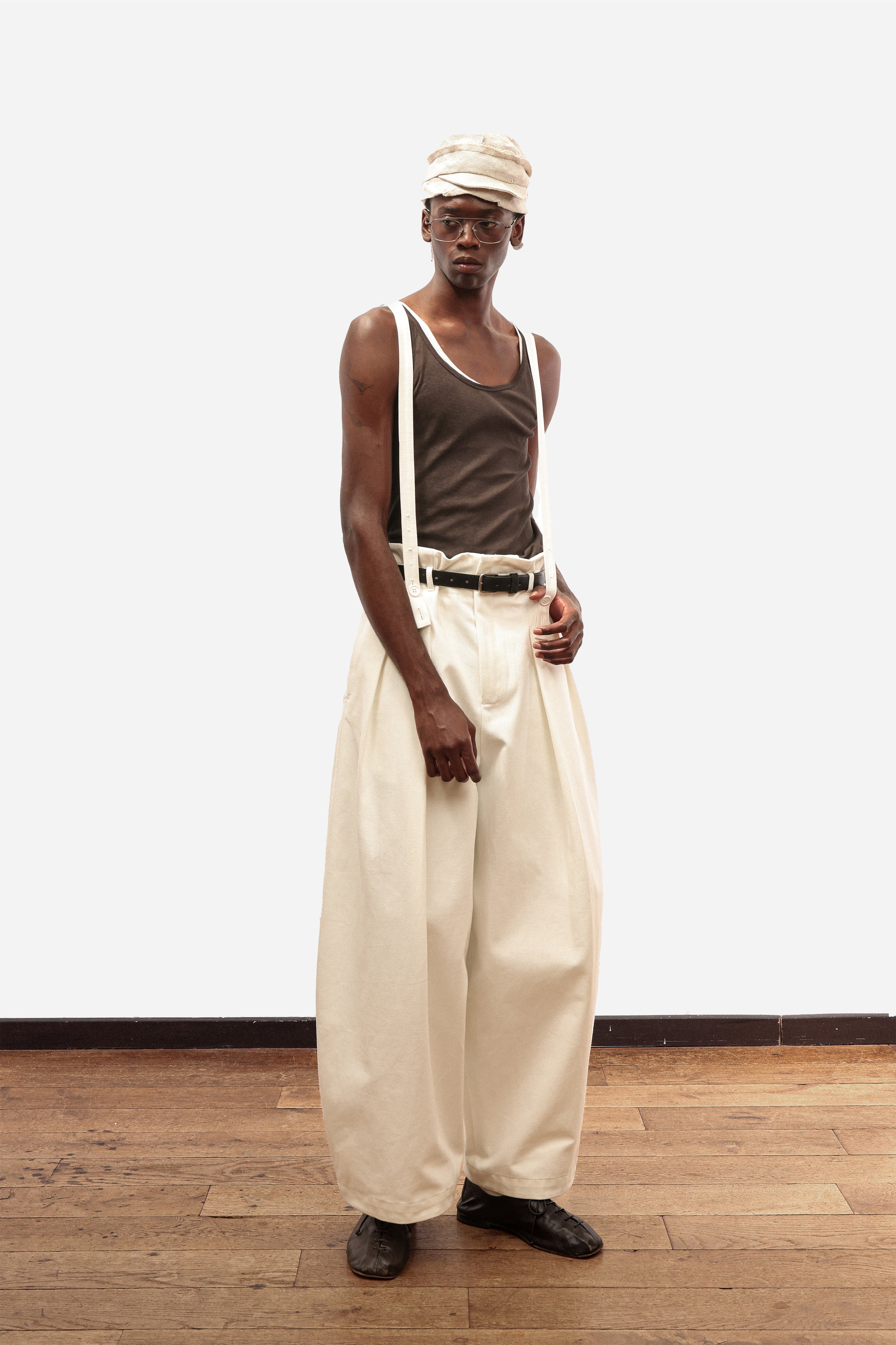 SUSPENDER PANTS | White cotton – Ancients Studio