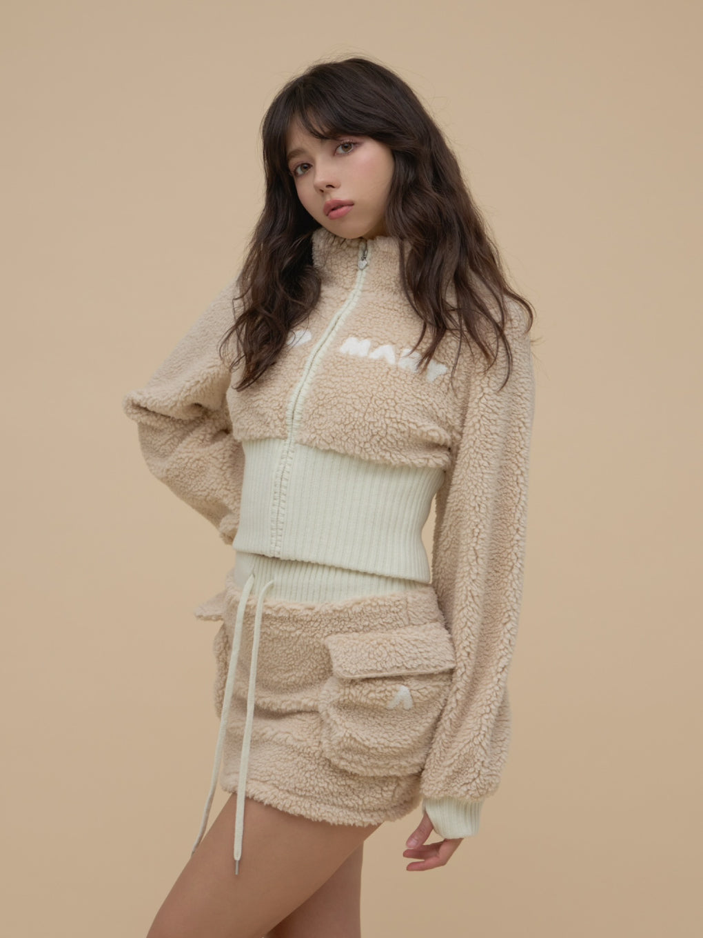 ANDMARY】Fluffy zip up jacket