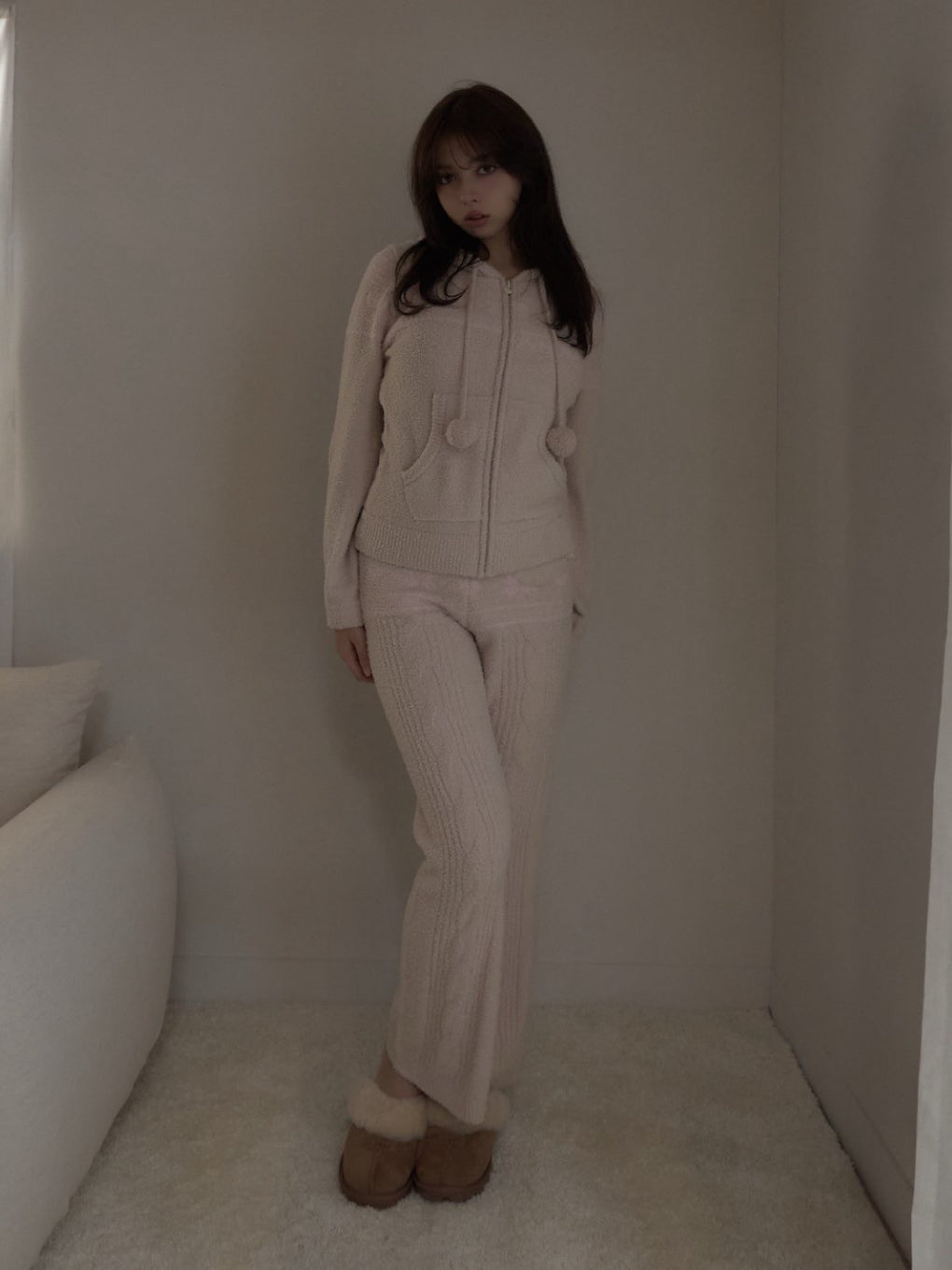 ROOM WEAR