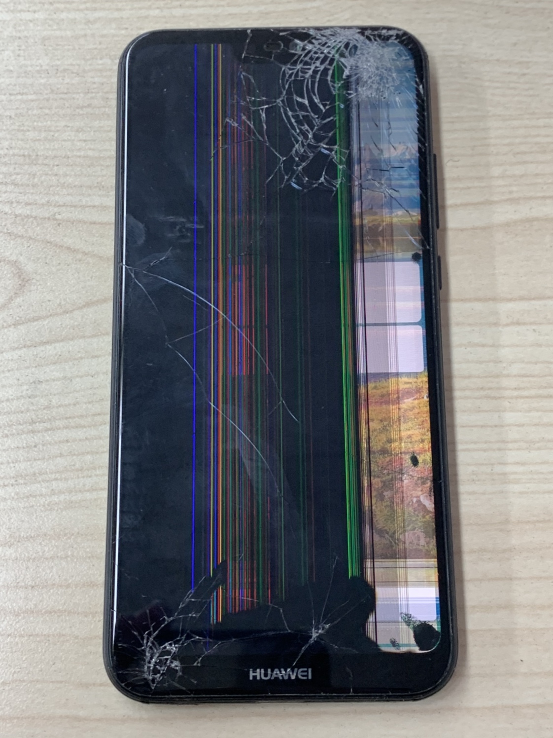 スマホの液晶にシミが！！シミが出てきたらそのまま使わずお早めに画面