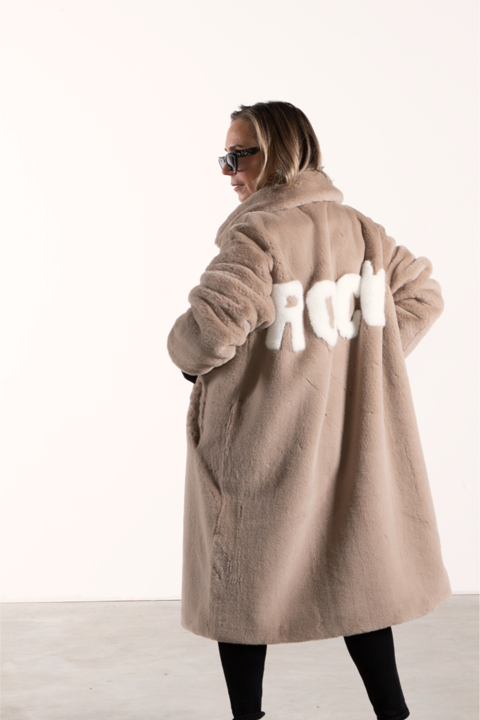 Mr Greys Coat - Mocca Rock