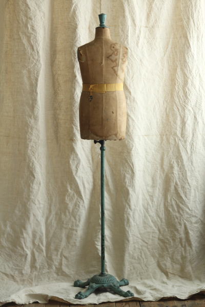 アンティークトルソーマネキン Kenneform Kennett & Lindsell Ltd