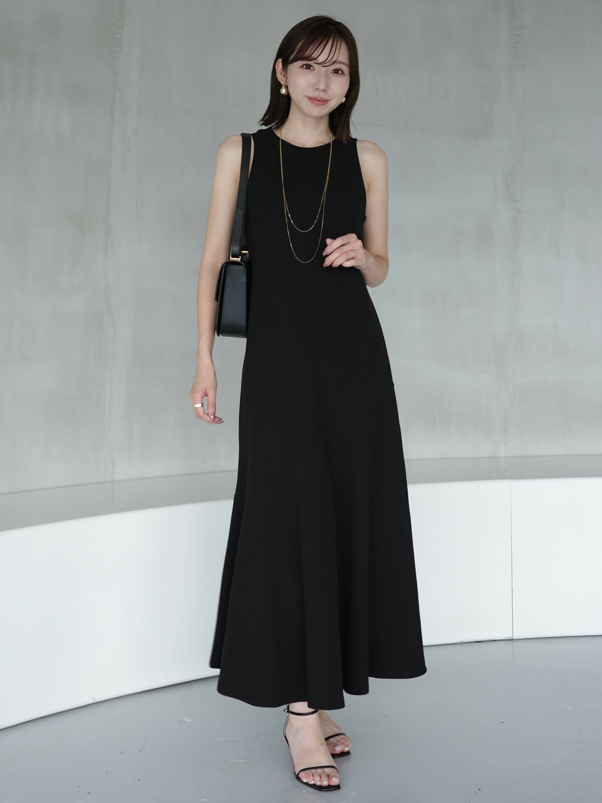 Cut one-piece
