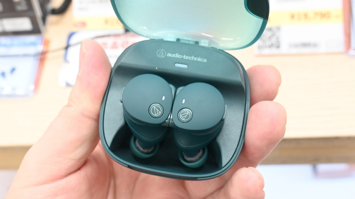 ASCII.jp：くっつけて電源オフにできる！ オーテクの最新イヤホン「ATH