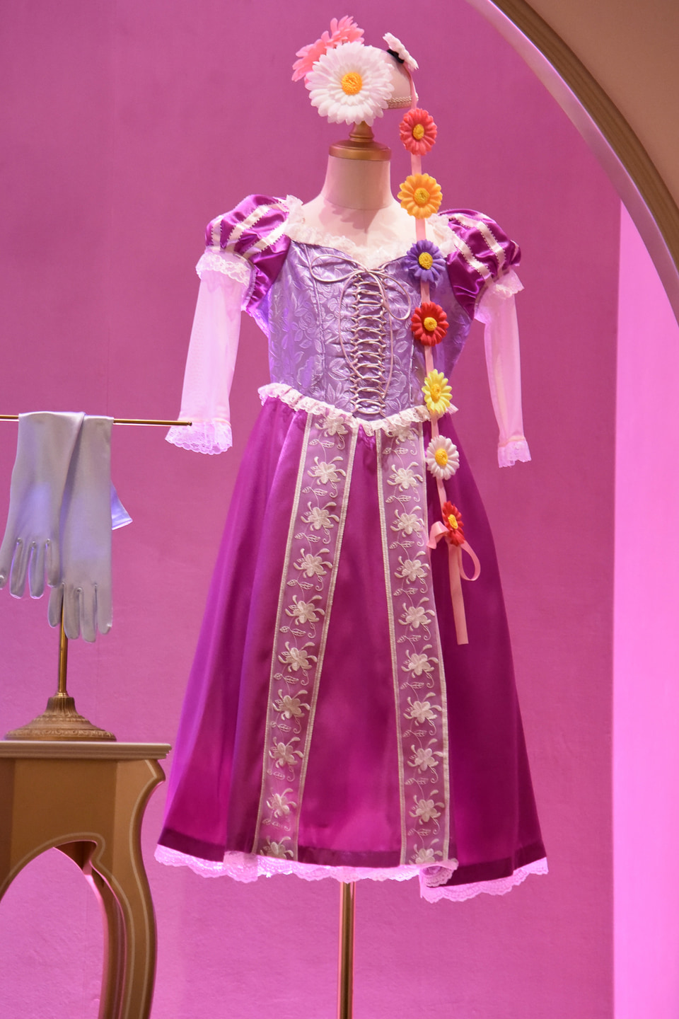 ディズニープリンセスになれるビューティサロン「ビビディ・バビディ