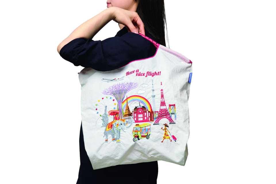 JAL×ボールアンドチェーン、オリジナルバッグ第3弾。国内線・おうちで