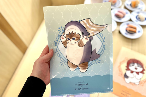 くら寿司×「mofusand」コラボ商品やグッズを撮り下ろしで紹介 - GAME Watch