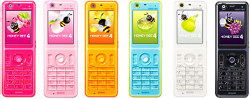ウィルコム、「HONEY BEE 4」を12月3日発売 - ケータイ Watch