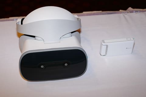 イベントレポート】実機で見るLenovoのスタンドアロンVR HMD「Mirage