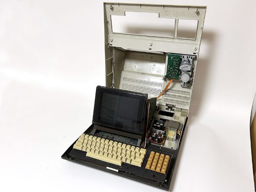 スタイリッシュなデザインのシャープ「MZ-1200」 - AKIBA PC Hotline!