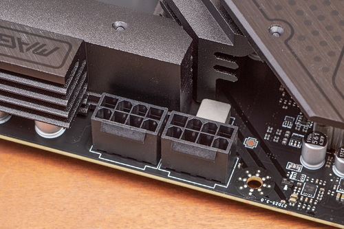 OCしない自作派の最適解は“日本発”のH670マザー、MSI「MAG H670