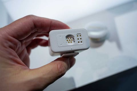 Ankerからワイヤレスマイク「AnkerWork M650」。3.5万円で200m伝送