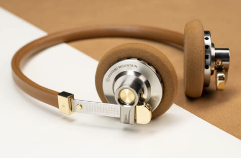 ROSE、80年代風クラシックデザインのヘッドフォン「DISTANT MOUNTAIN