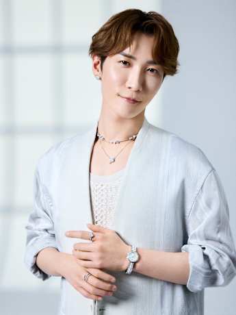 渡辺翔太さんのスタイル・ハイライト | Swarovski JP