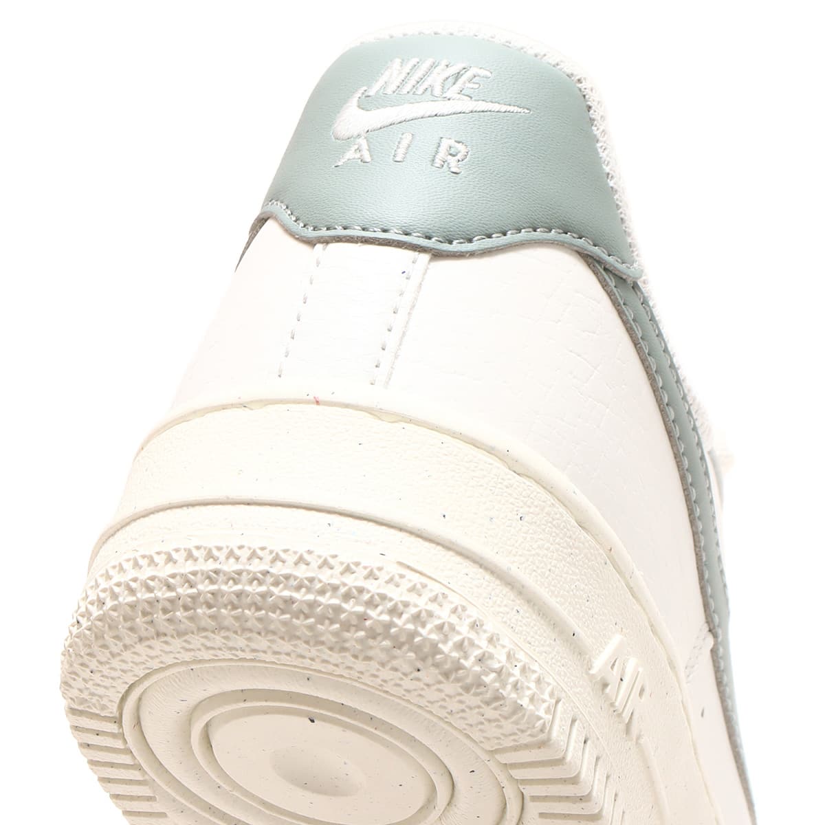 NIKE W AIR FORCE 1 '07 NEXT NATURE SUMMIT WHITE/MICA GREEN-SAIL
