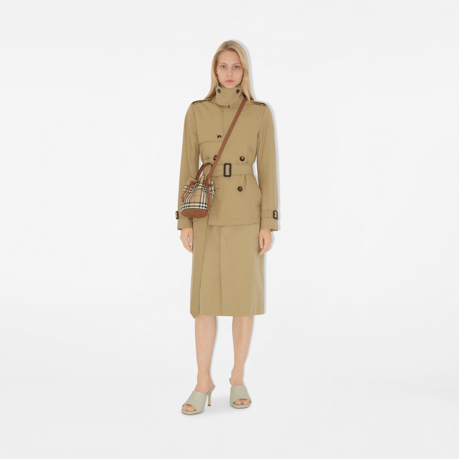 Mini Check Bucket Bag in Archive beige/briar brown - Women