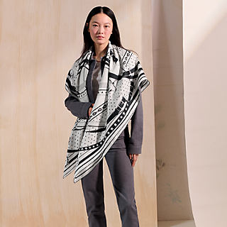 カレダブルフェイス 140 《朝の散歩・バンダナ》 - ホワイト | Hermès