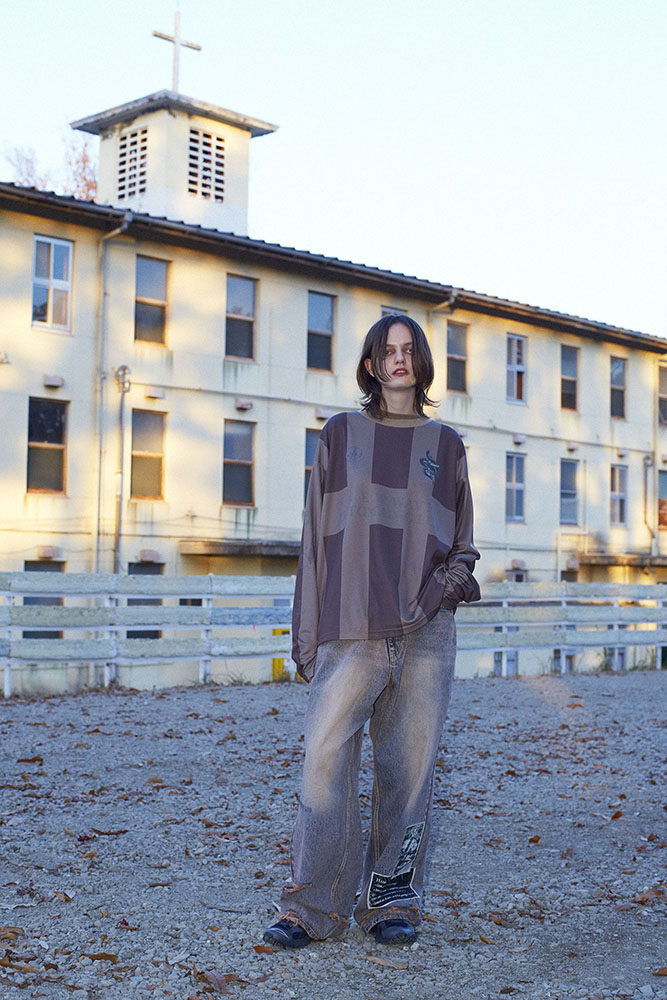 ZUTOMAD CLUB Long Tee (Brown) - ZUTOMAYO MART