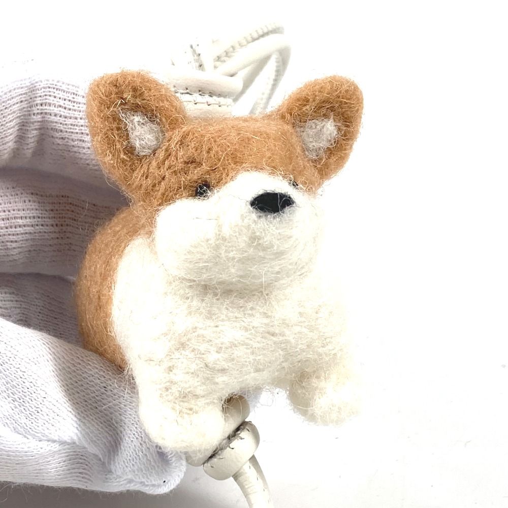 LOEWE ロエベ チャーム 犬 ドッグ コーギー C621232XIL フェルト