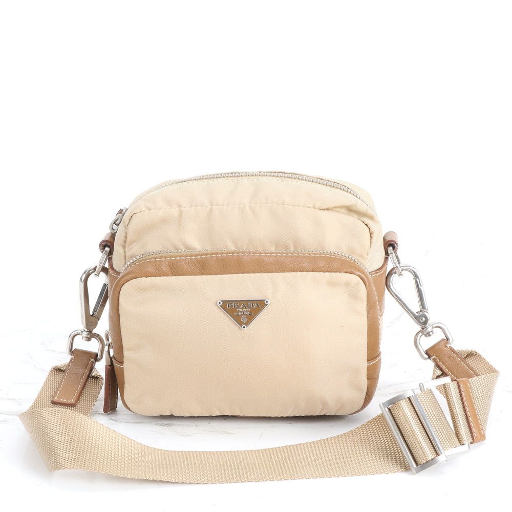 極美品 プラダ テスート ナイロン トライアングルロゴ ベージュ レザー