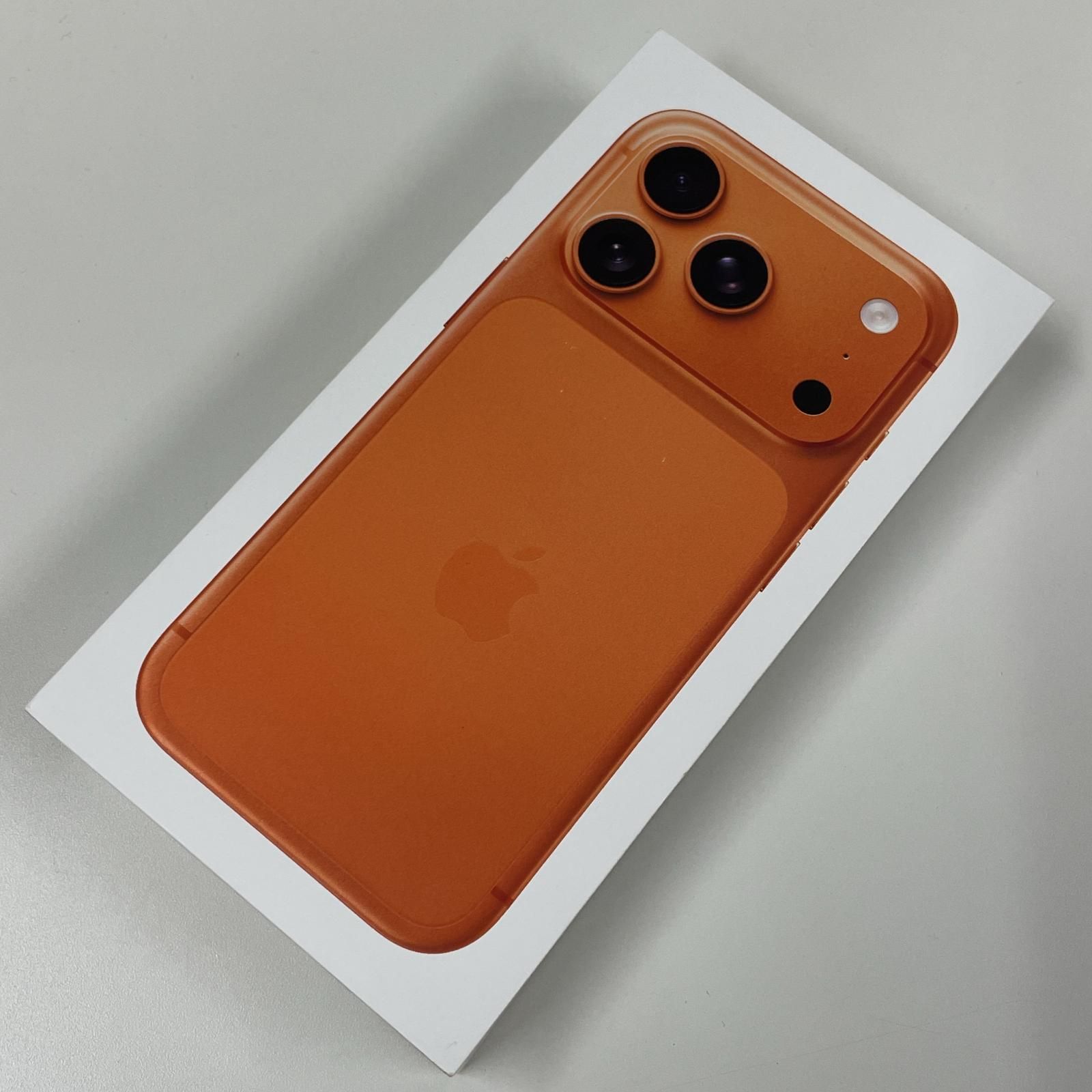 SIMフリー iPhone 17 Pro 256GB コズミックオレンジ - メルカリ