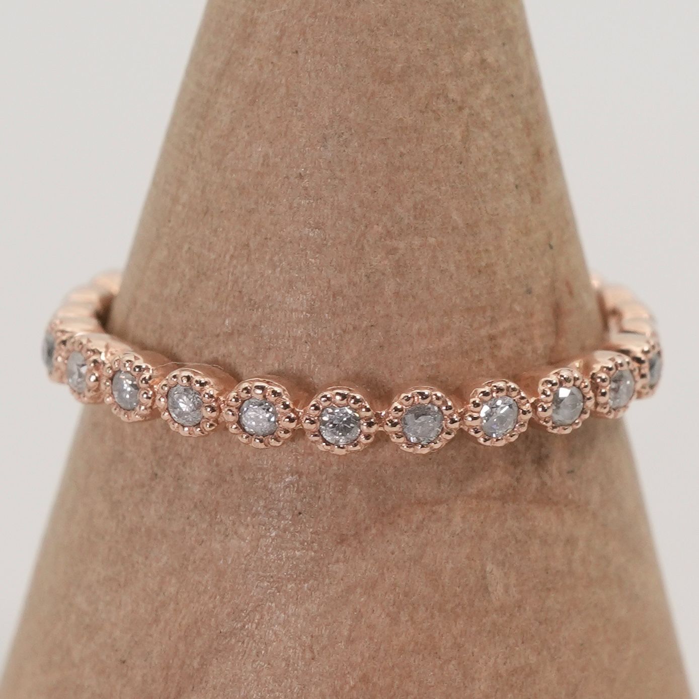 美品 アガット ハーフエタニティ フリル リング ダイヤ K10/25-2793