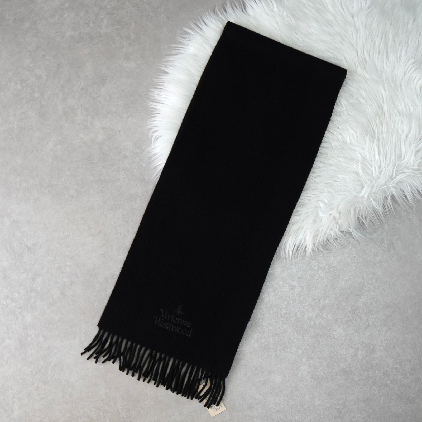ヴィヴィアン ウエストウッド オーブ ウール マフラー ブラック タグ