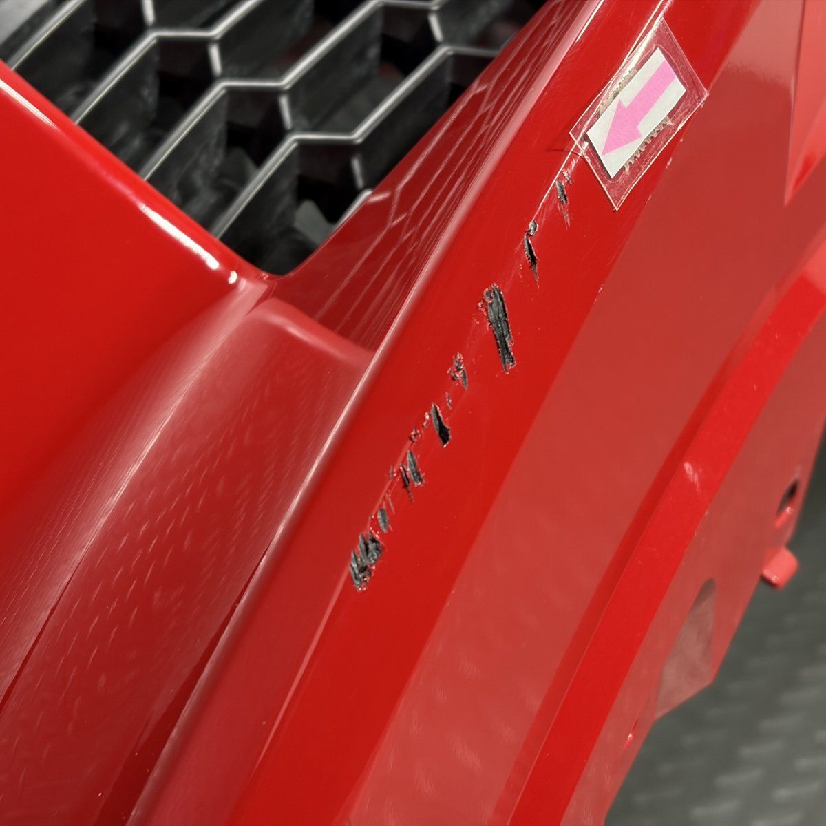 送料無料ZN8 トヨタ GR86 純正 フロントバンパー 赤/DCK/スパーク