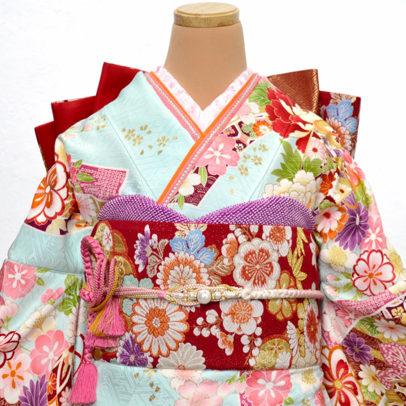 美品》正絹 振袖フルセット M〜LLサイズ 成人式 金駒刺繍 水色地 古典