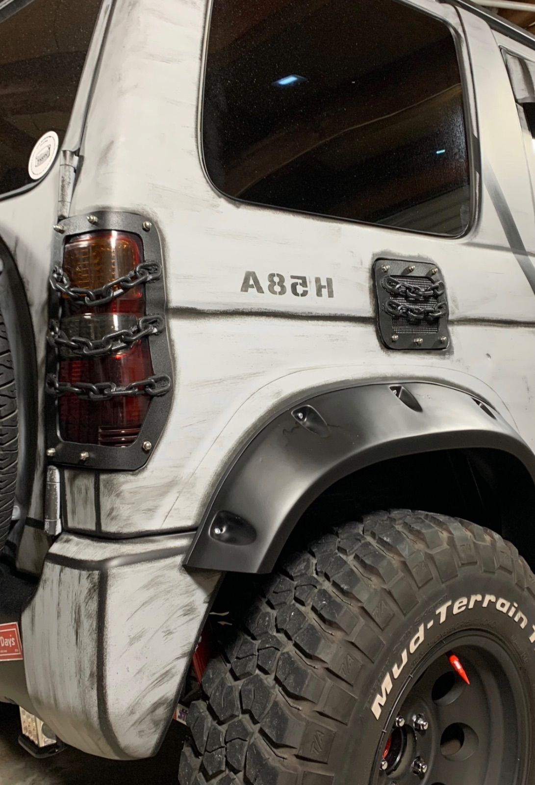 三菱 パジェロミニ h58a h56a テールランプガードプラス給油口カバー＋