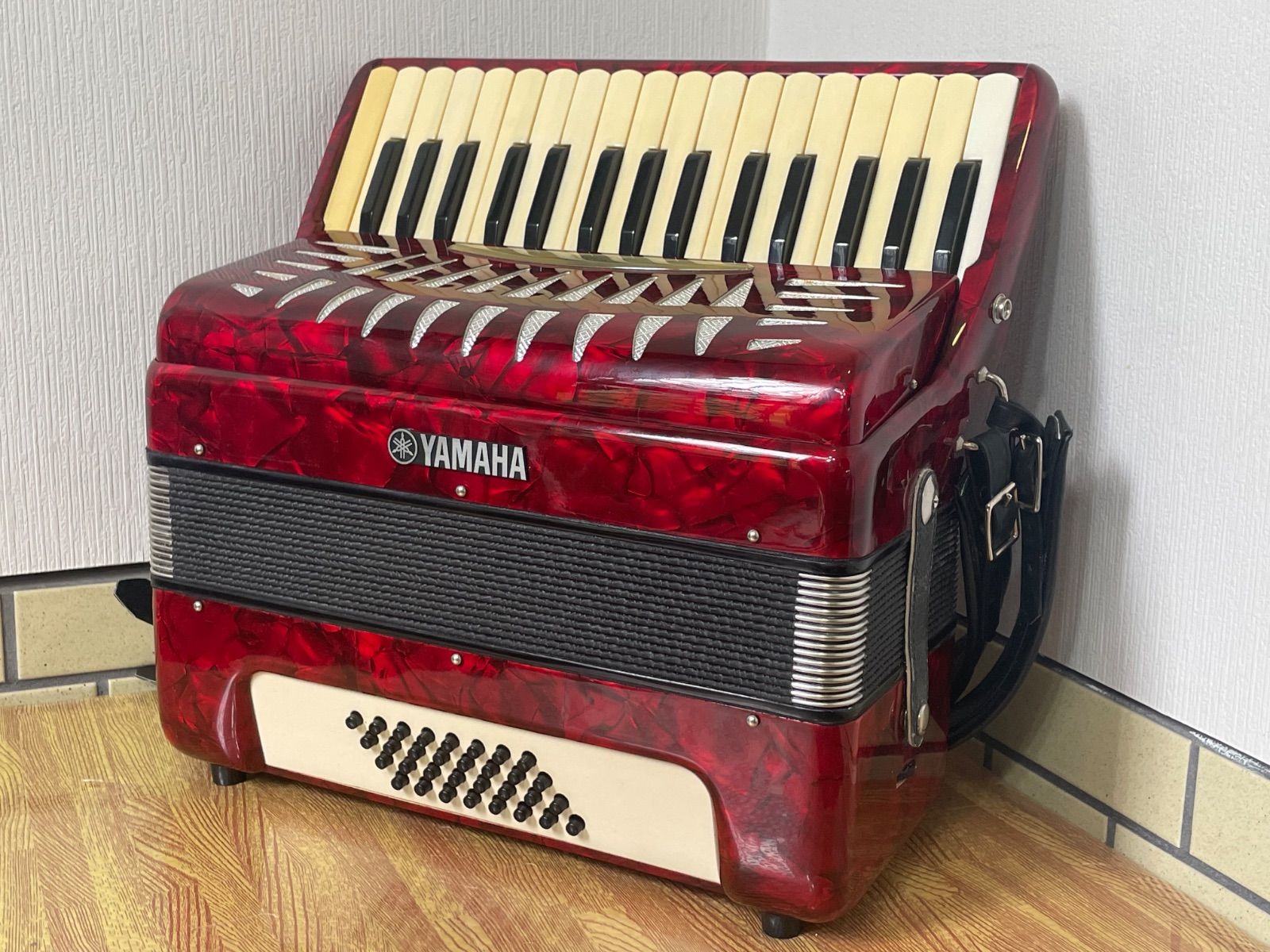 YAMAHA ヤマハ アコーディオン YA-32 独奏用 32鍵盤 32ベース 専用