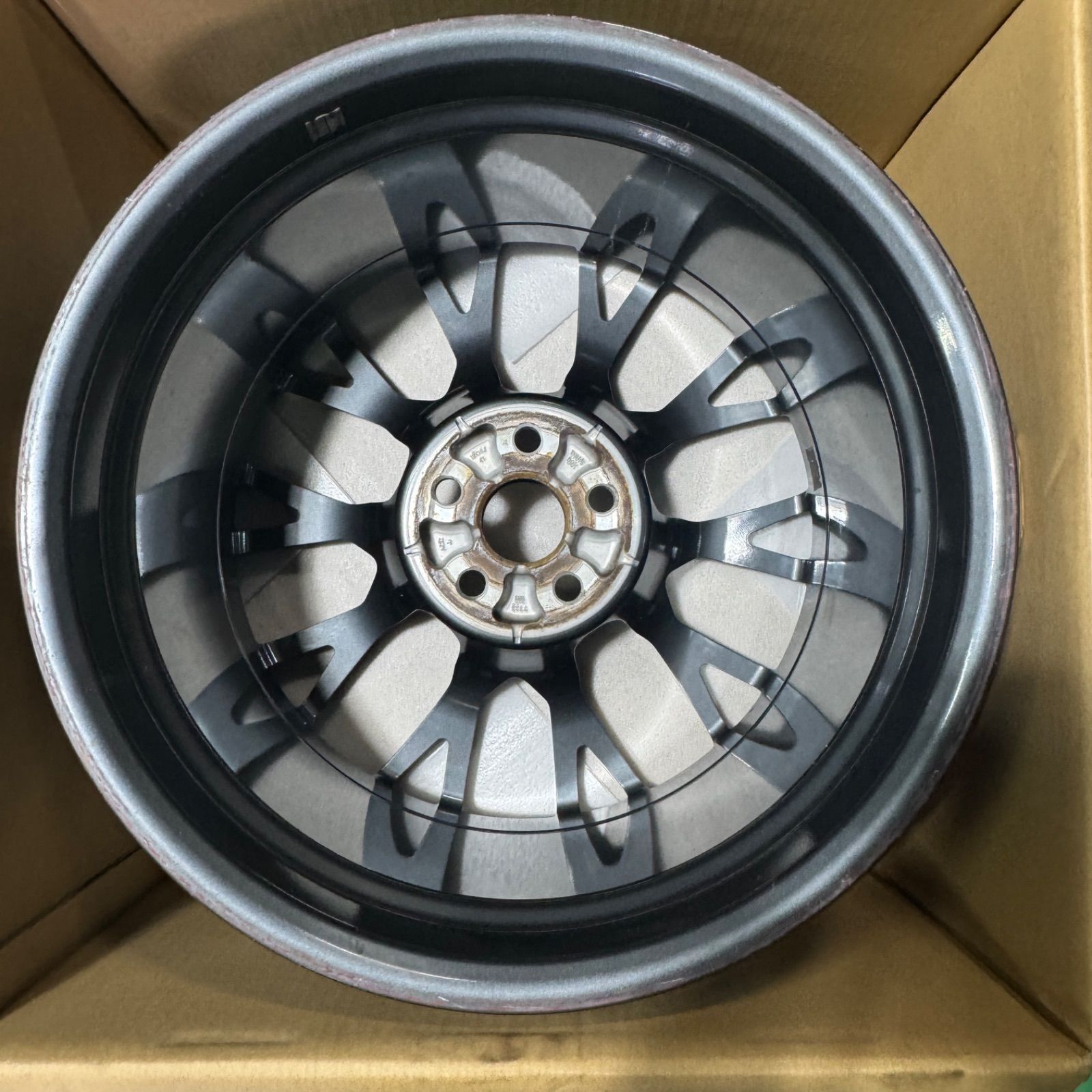 1本 リア 希少 純正 レクサス GS-F 純正 19インチ 10j +41 PCD114.3