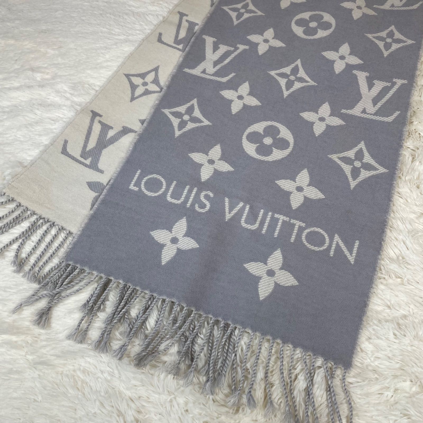 LOUIS VUITTON ルイヴィトン マフラー LV エセンシャル M77727 - メルカリ
