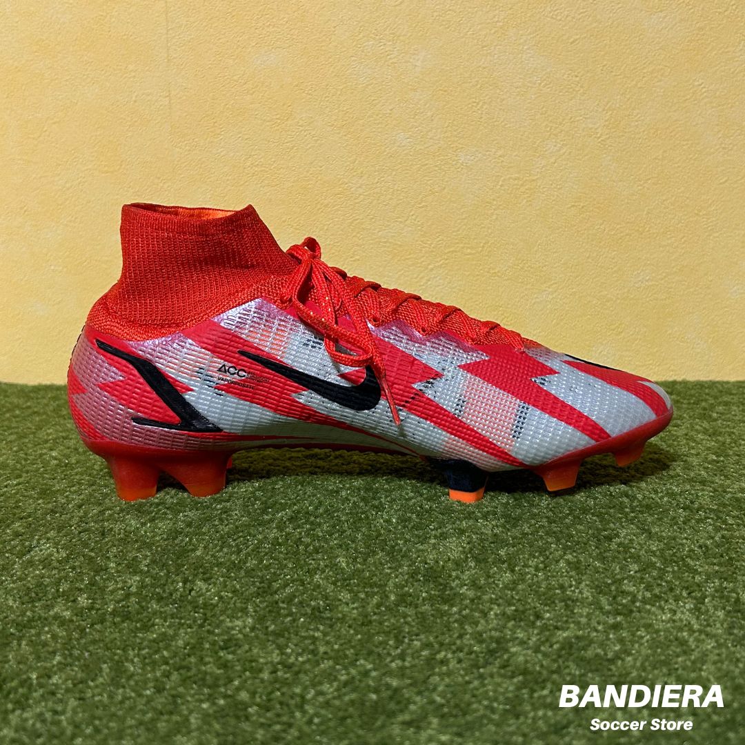 新品・未使用】NIKE ナイキ サッカースパイク マーキュリアル スーパー