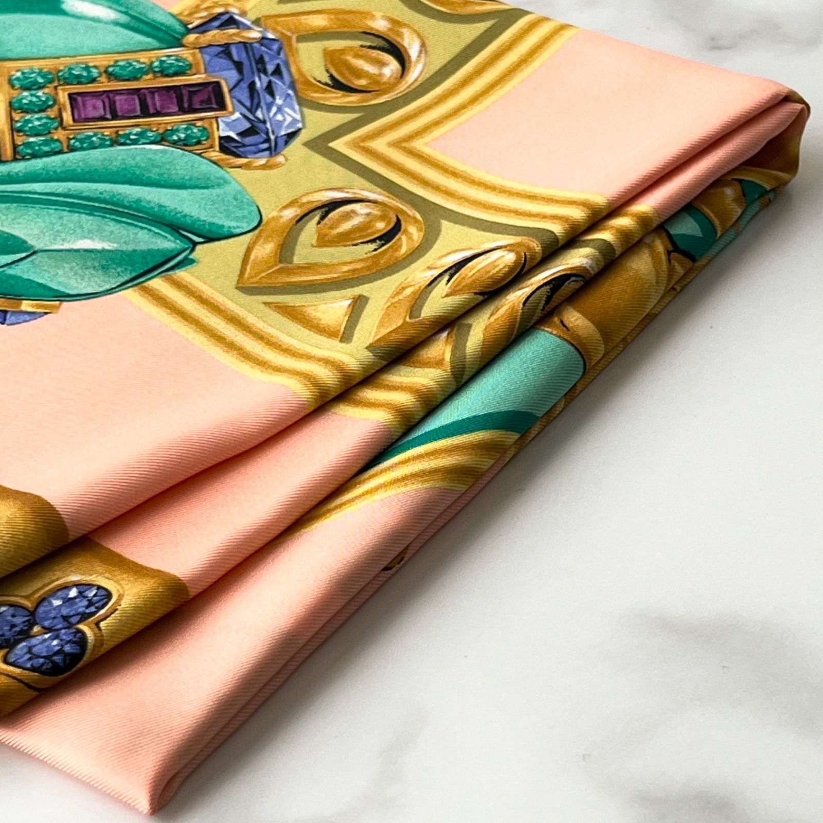 ほぼ未使用☆ カルティエ Cartier スカーフ カレ 象 エレファント