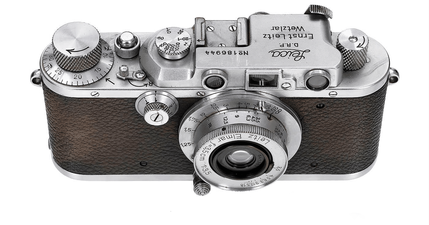 42．デンマークから渡ってきたバルナックライカ － LEICA IIIa＜カメラ