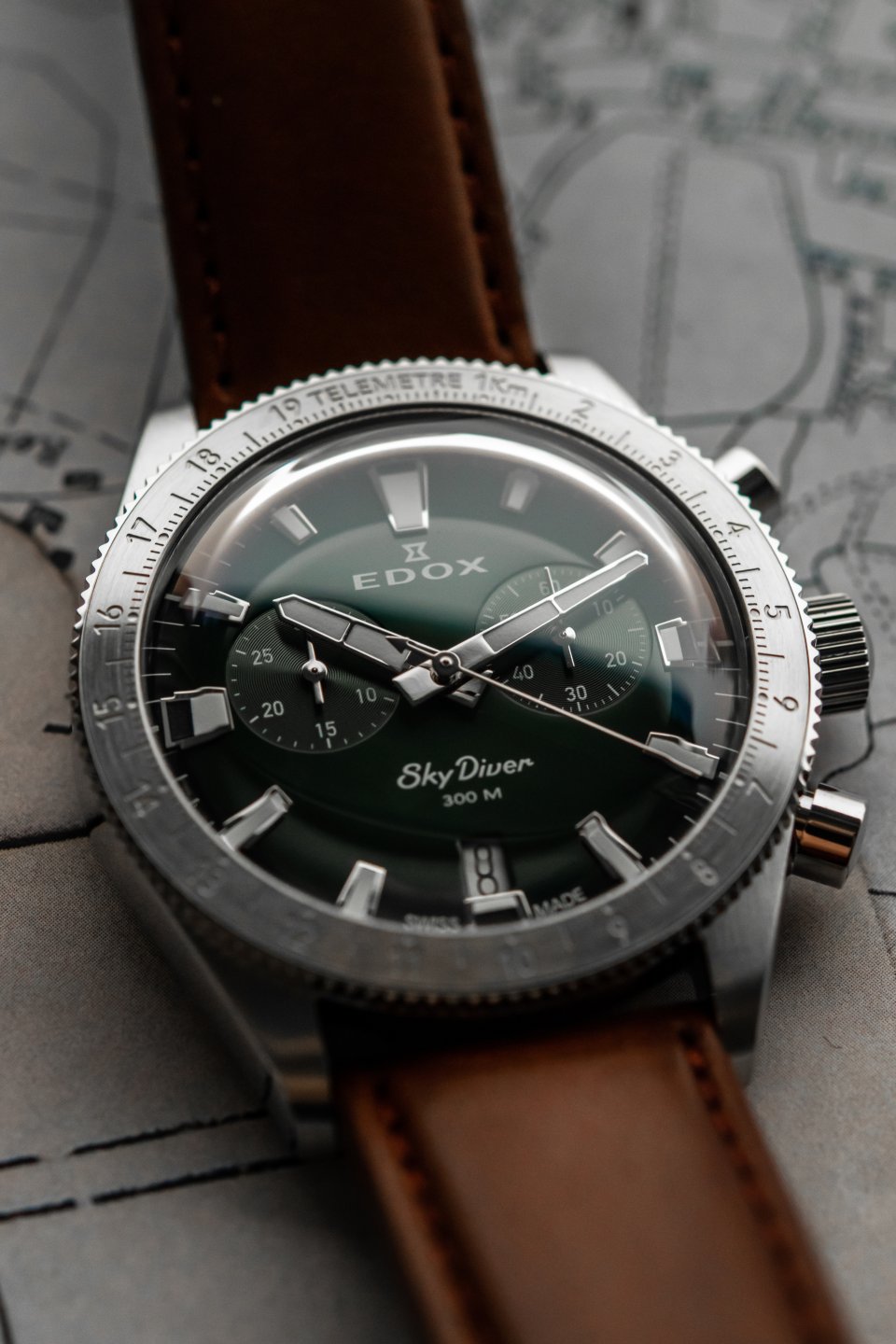 エドックスの新しいツーカウンタークロノグラフ『スカイダイバー