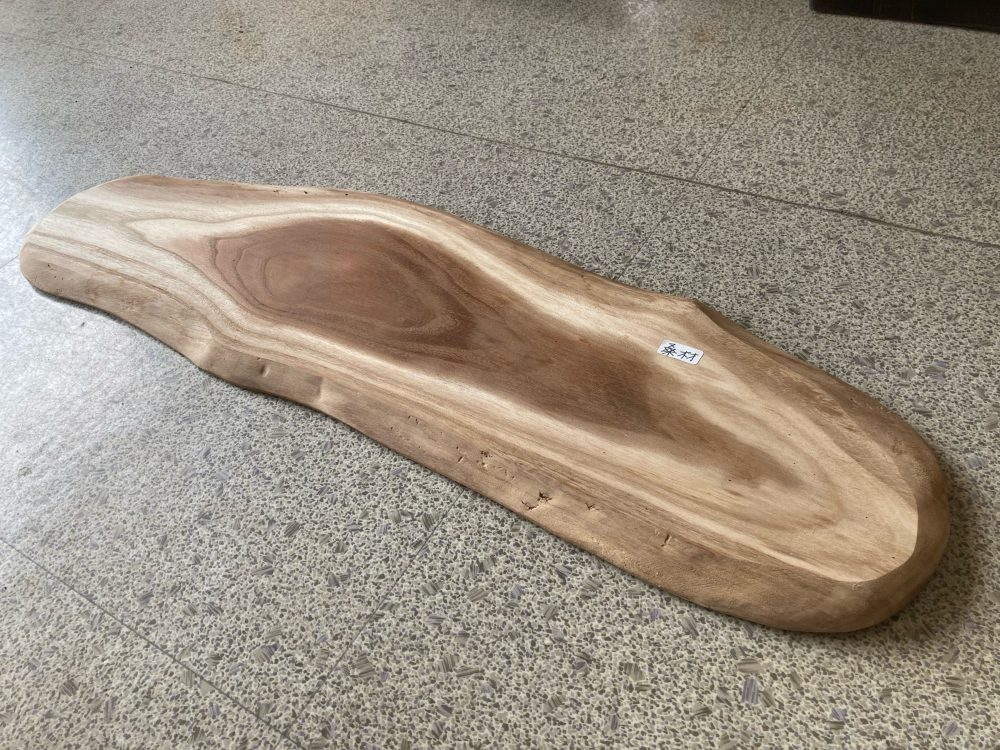 無垢 一枚板 クワ材 ｜ 製品案内｜新井木工所では一枚板テーブル(座卓