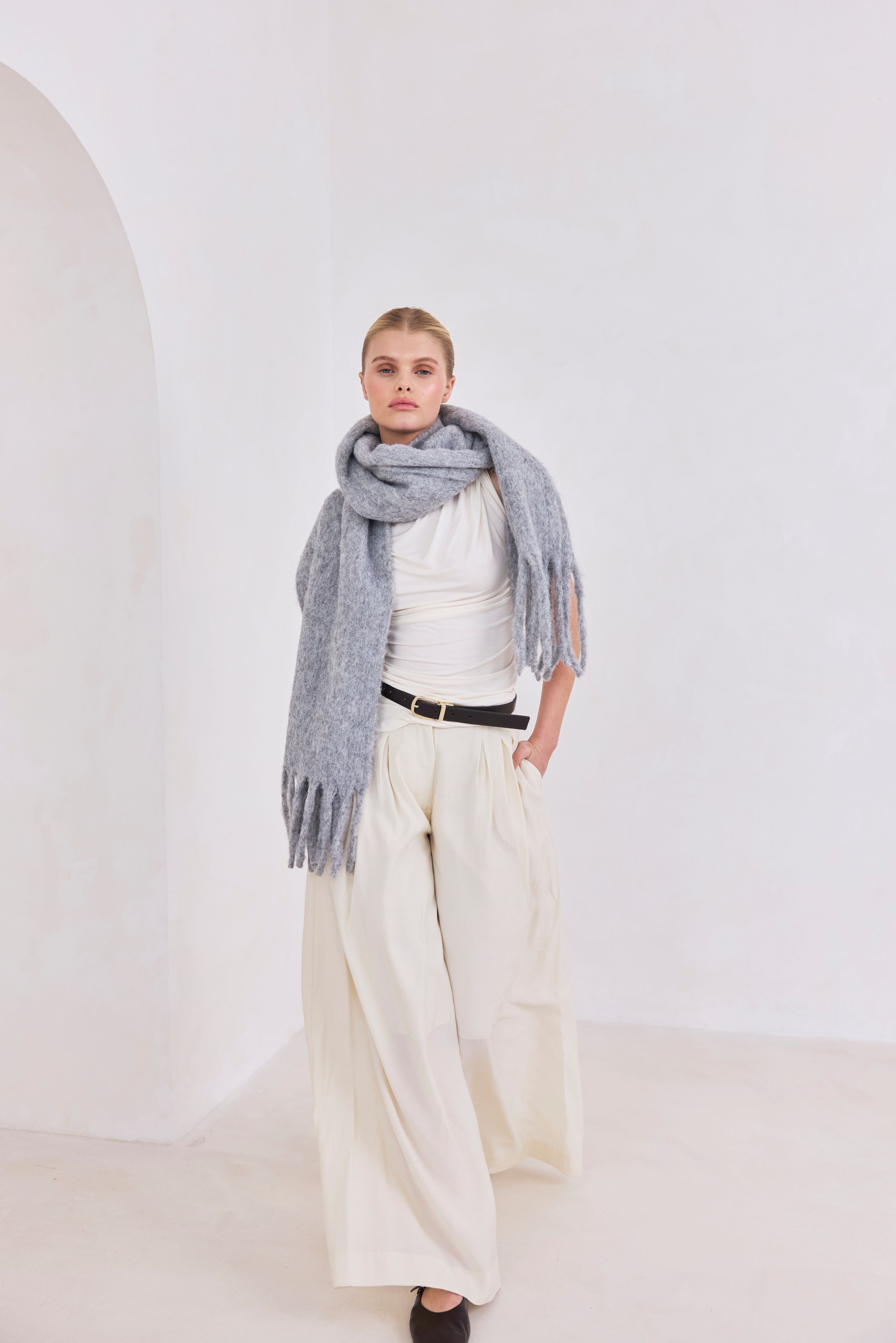The Reykjavik Wool Scarf - Arctic Fox & Co. - Grey