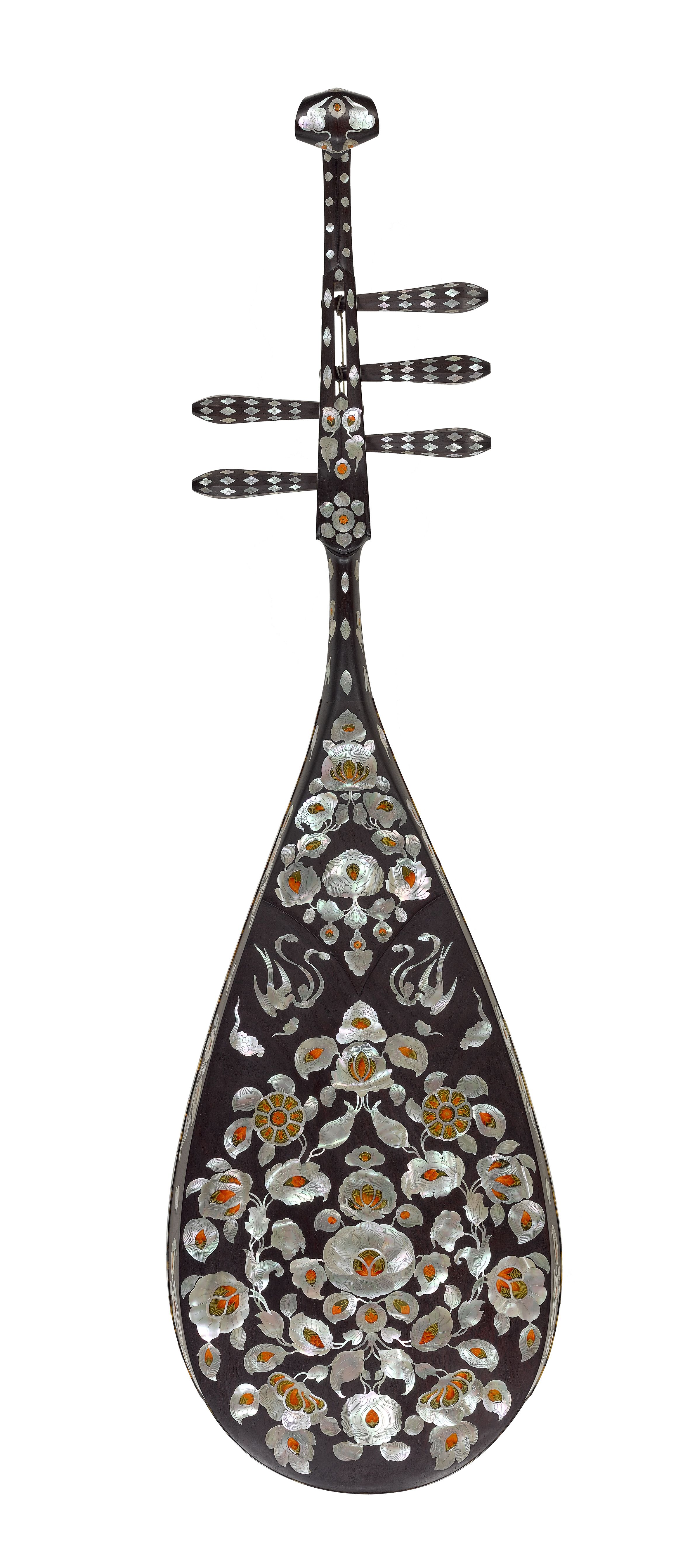 美品】牡丹彫刻付き 中国琵琶 ピーパ 響き豊かな工芸モデル 新品弦1.2