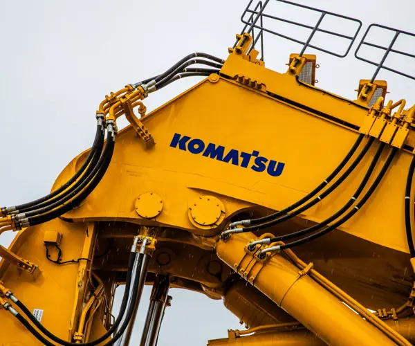 Komatsu PC9000 Debuts at Suncor's Fort Hills Mine