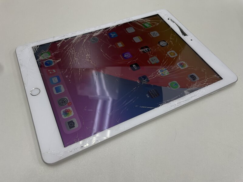 Yahoo!オークション -「ipad 第5世代」の落札相場・落札価格
