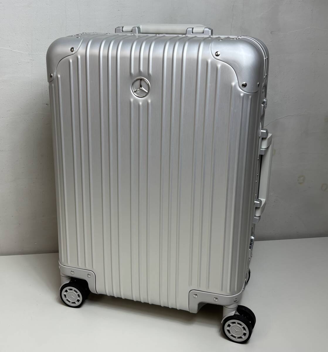 Yahoo!オークション -「メルセデスベンツ 非売品 スーツケース