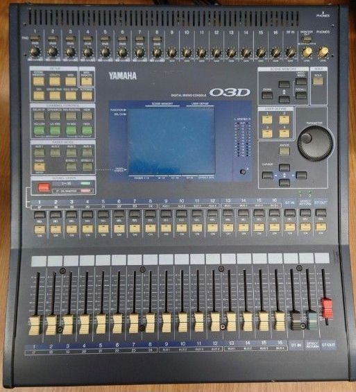 送料無料] [中古動作品] [銘機] YAMAHA SPX900 【B'z機材】 マルチ