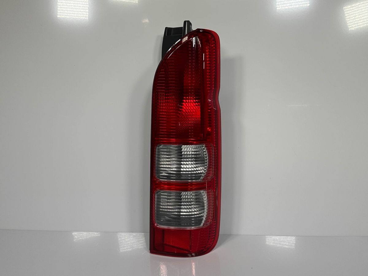 2026年最新】Yahoo!オークション -trh200v テールランプの中古品・新品