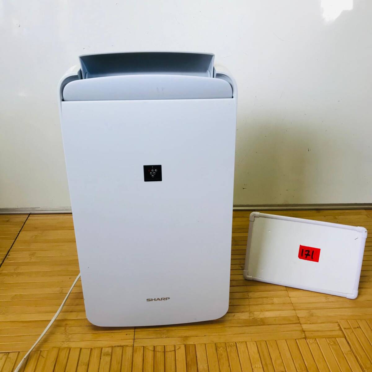Yahoo!オークション -「除湿機 シャープ 100」の落札相場・落札価格